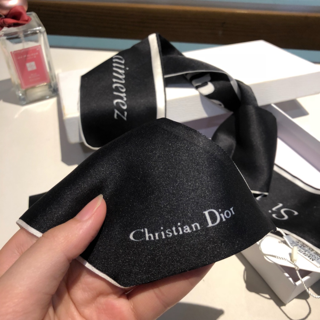 批55 D家字母 双层真丝束发带【女神必入！超多用途：领巾、发带、腰带、飘带、包包配饰、手腕带.....等等等等，超好驾驭  夏季配衣服 冬季配包包..【150%真丝斜纹绸】