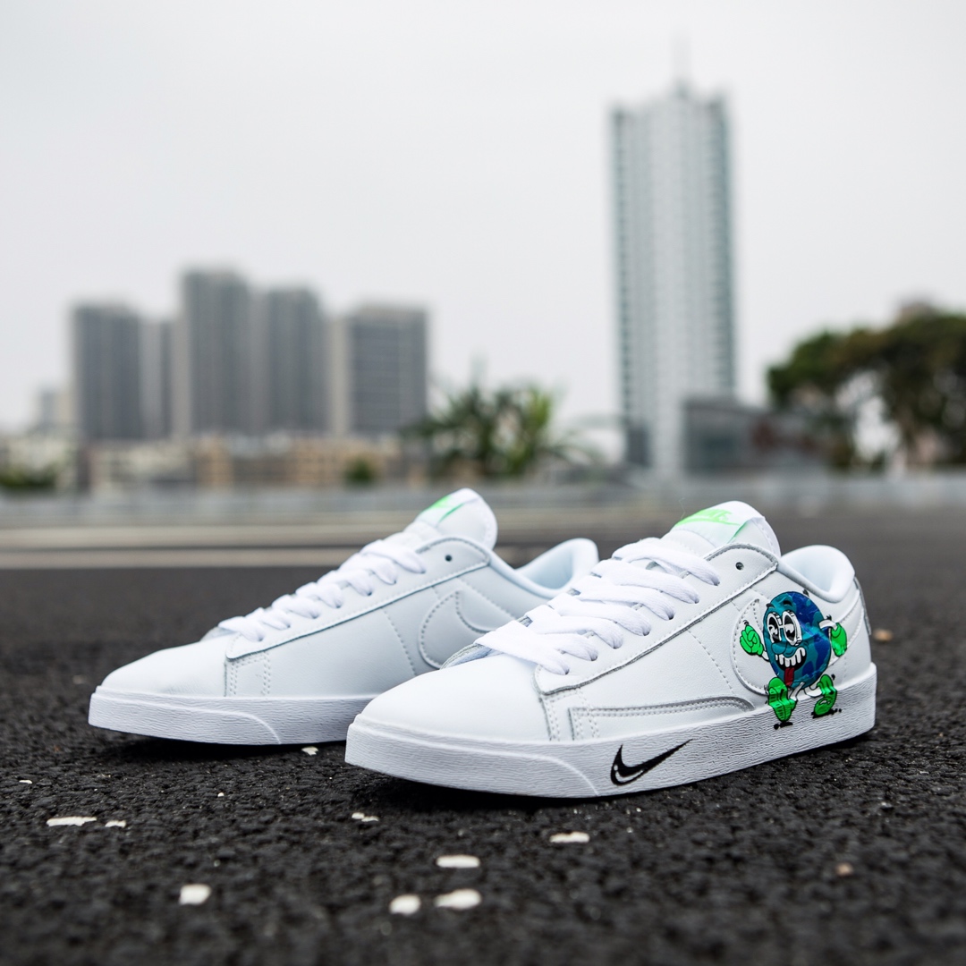 100真标半码 头层牛皮 耐克 Nike Blazer Low“Earth Day”地球日开拓者涂鸦小白鞋CI5546-100