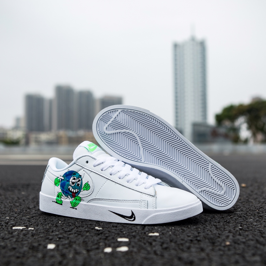 100真标半码 头层牛皮 耐克 Nike Blazer Low“Earth Day”地球日开拓者涂鸦小白鞋CI5546-100