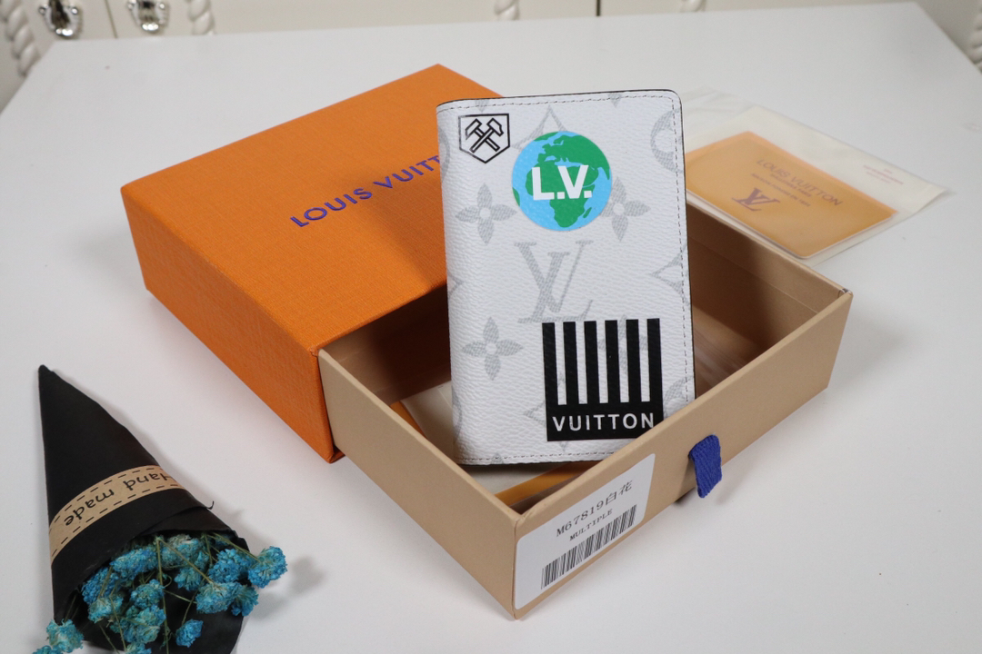 标签高仿罗意威男包