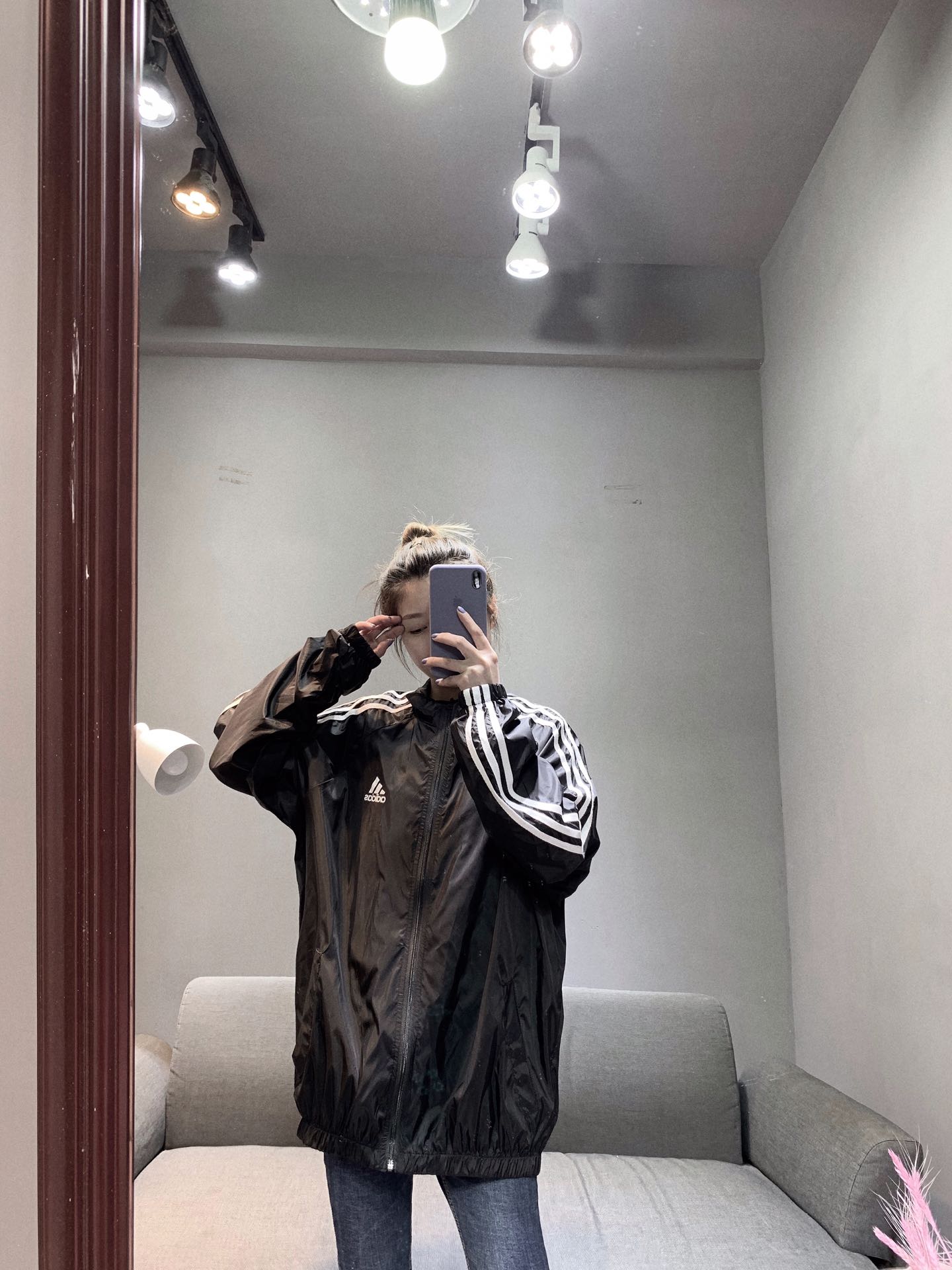 85 Adidas 三条杠男女防晒衣 阿迪四色皮肤衣、防晒服 经典三条杠百搭阿迪款式、时尚插肩袖版型 夏季必备防晒神器