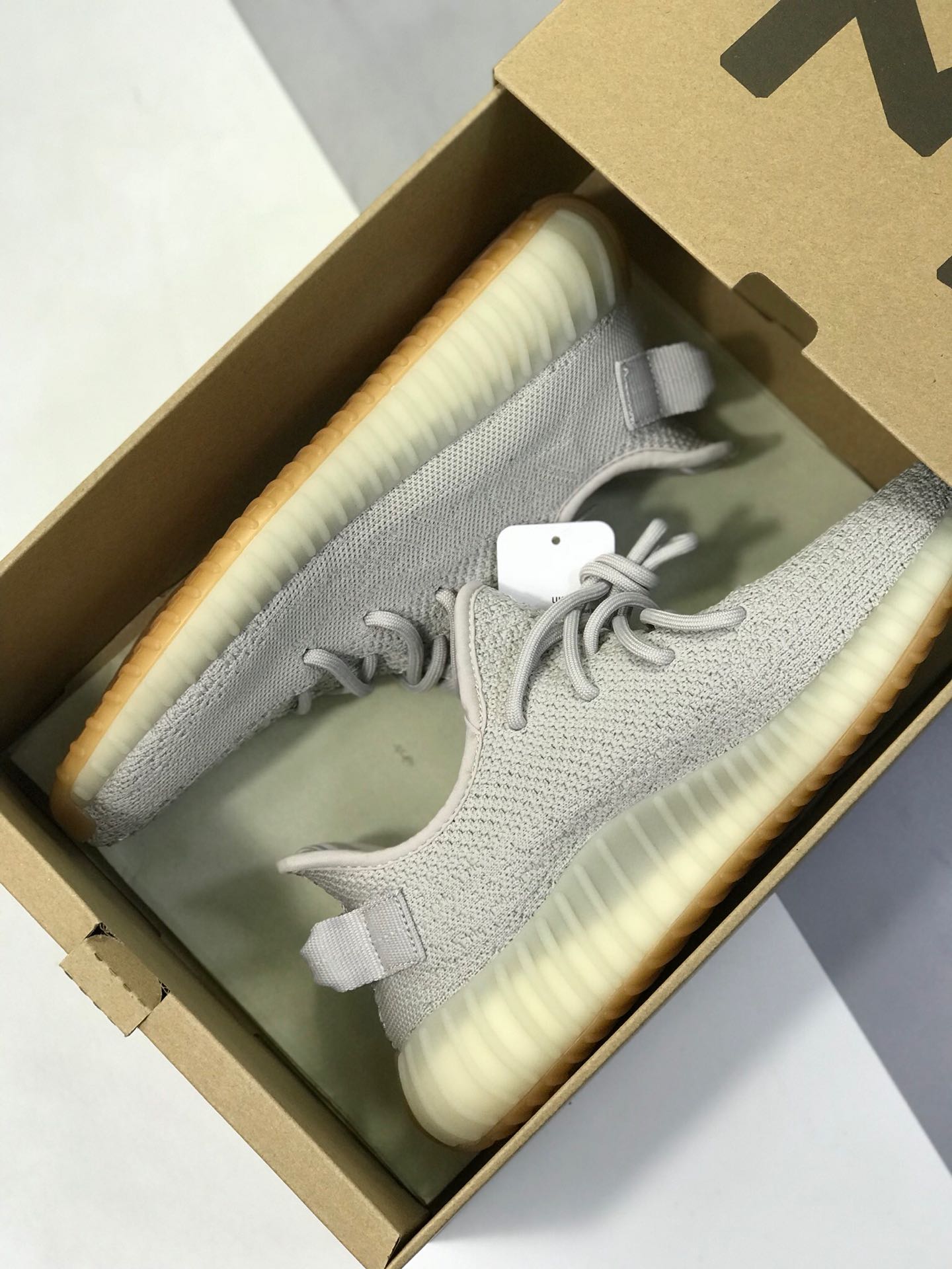 260最佳性价比OG纯原 小几率过验 大几率无法鉴定Adidas YEEZY 350 V2 白斑马官方发售配色 CP7710