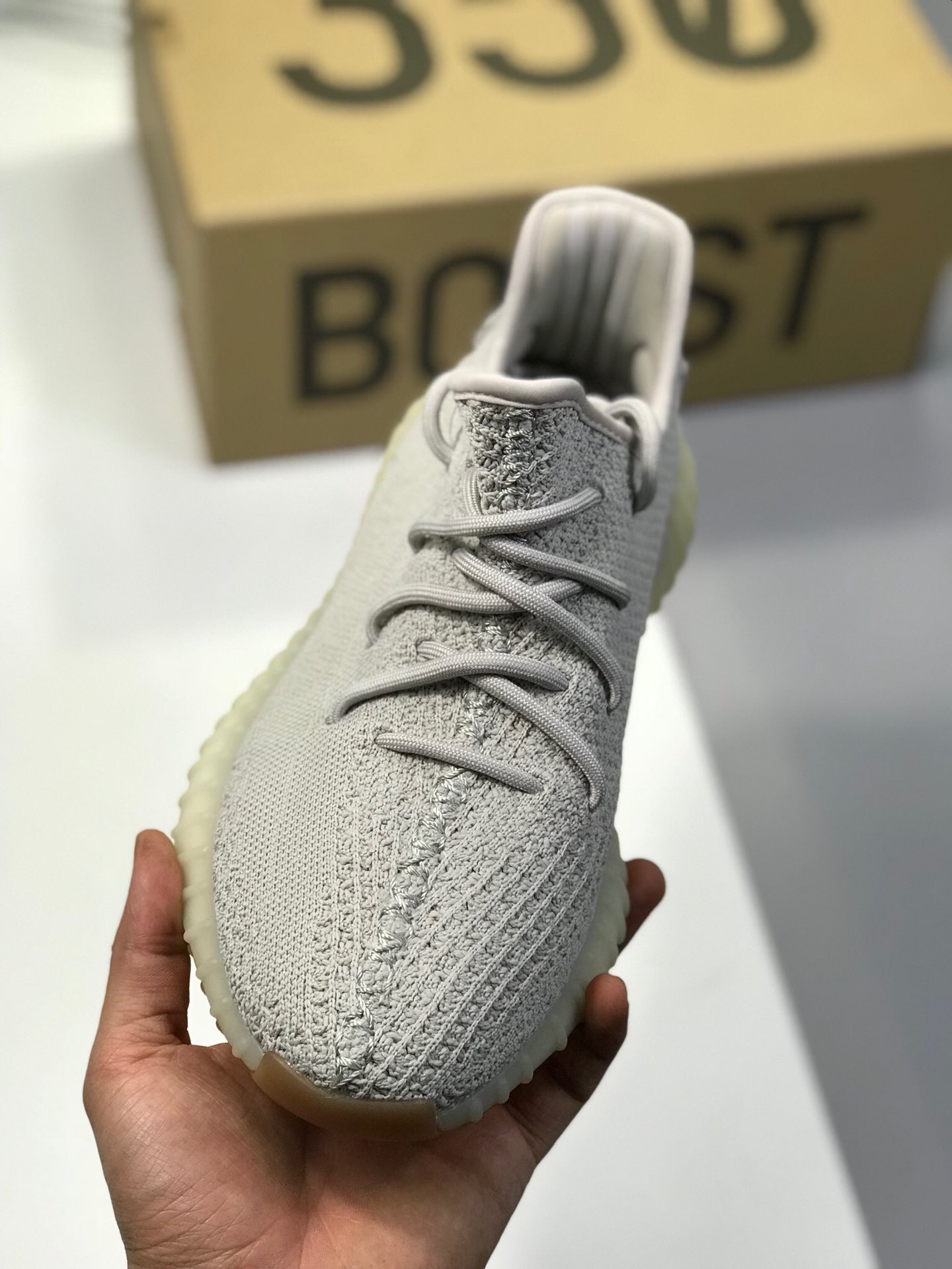 260最佳性价比OG纯原 小几率过验 大几率无法鉴定Adidas YEEZY 350 V2 白斑马官方发售配色 CP7710