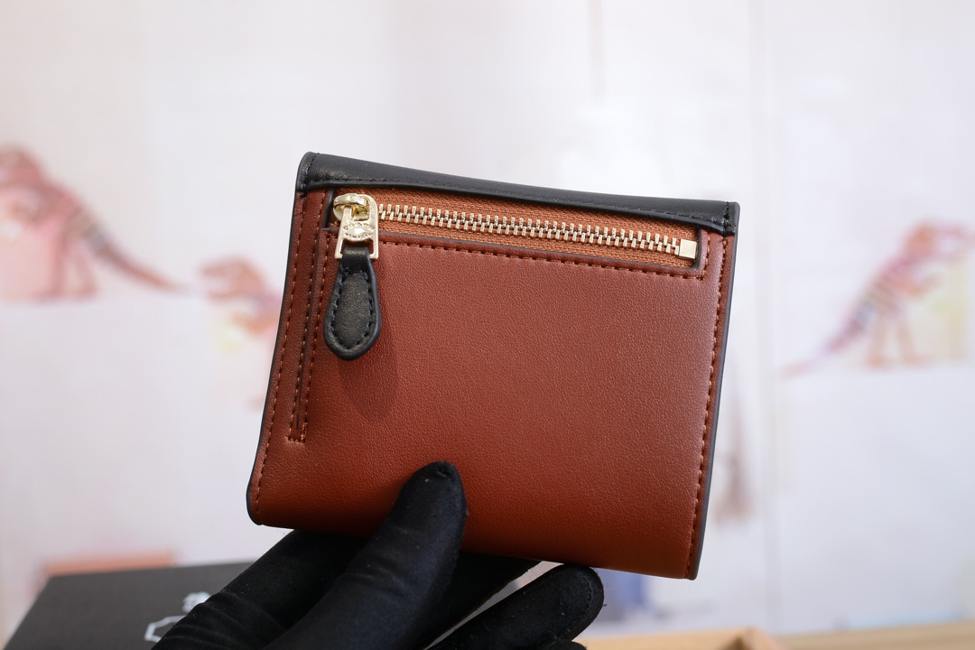 💰231 Coach/Conch 印 💰 💰 💰 💰 💰 Dimensions: 11* 9.5 cm - 图片 3