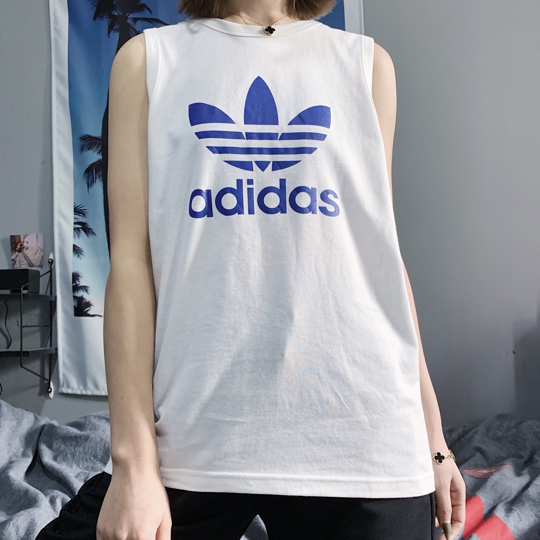 50 Adidas阿迪三叶草经典款背心 男女同款 夏季必备精品 简约舒适 好搭配