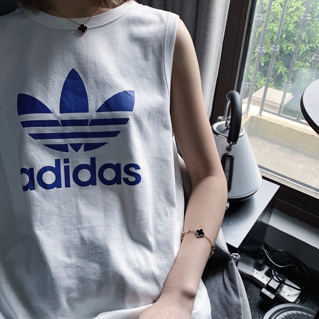 50 Adidas阿迪三叶草经典款背心 男女同款 夏季必备精品 简约舒适 好搭配