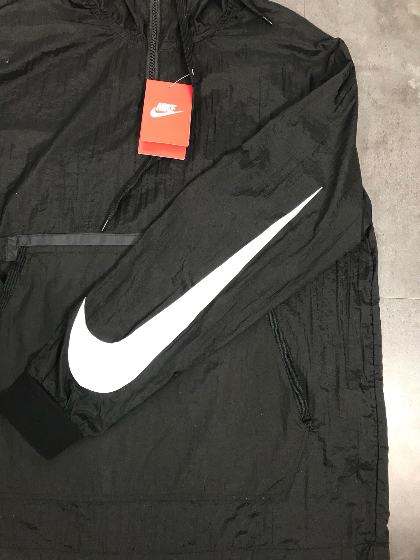 105 NIKE/耐克半拉链海外版春款情侣皮肤衣风衣 男女情侣款防风连帽薄防晒服 连帽皮肤衣防晒服单袖大钩logo