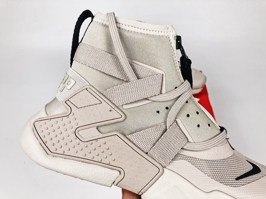220公司级 Nike Air Huarache GRIPP 华莱士六代潮流机能高帮运动鞋 AQ2802-002