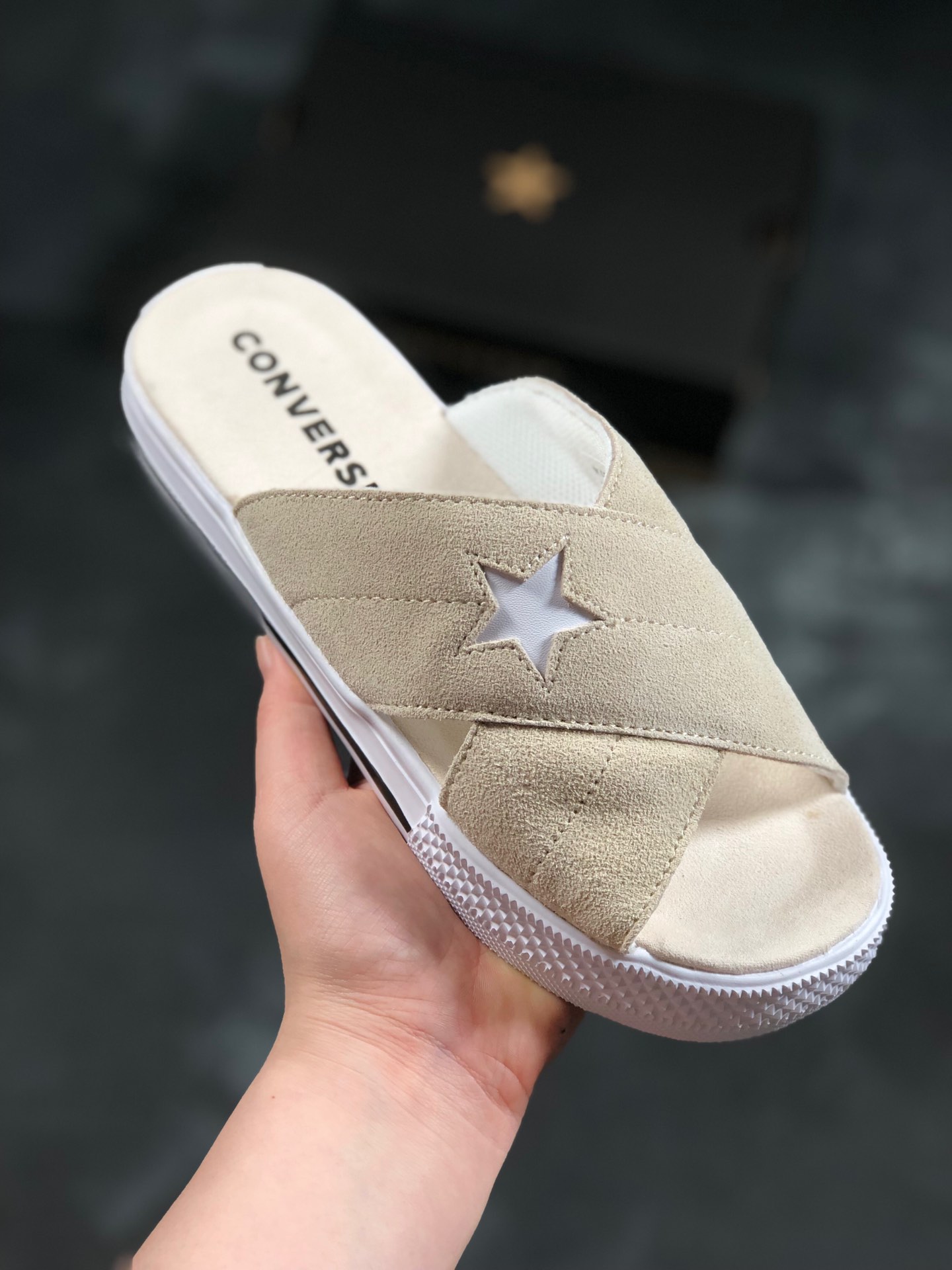 100 日本限定，百搭轻量材质 CONVERSE CV SANDAL STRAP 潮流匡威凉鞋拖鞋