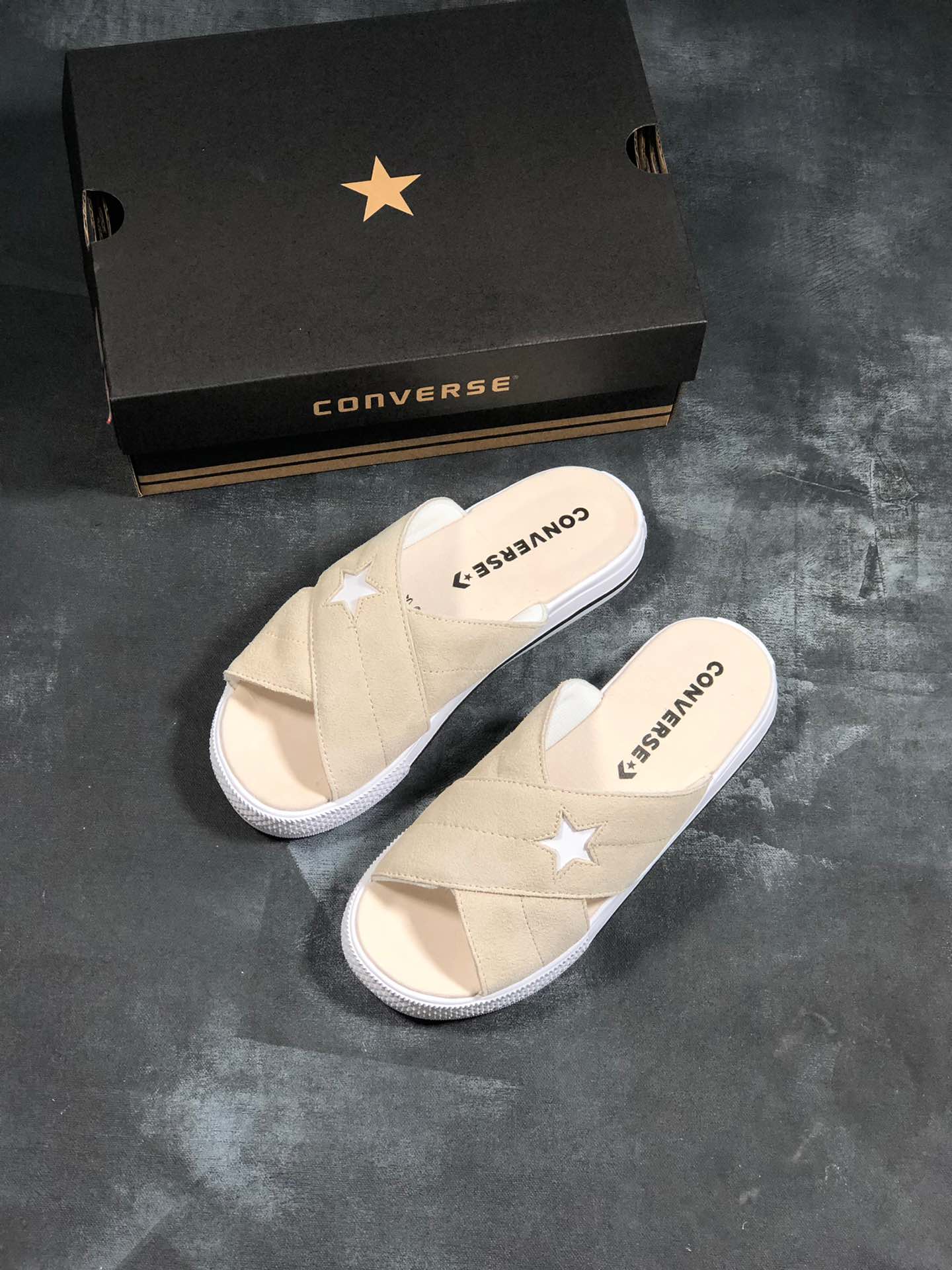 100 日本限定，百搭轻量材质 CONVERSE CV SANDAL STRAP 潮流匡威凉鞋拖鞋