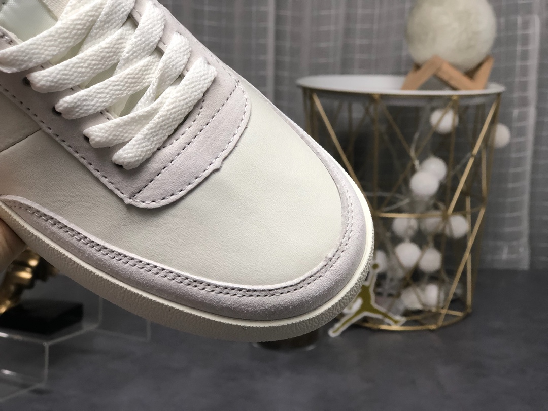 130。真标带半码Nike Killshot 2 Leather 低帮平板跑鞋36 36.5 37.5 38 38.5 39 40 40.5 41 42 42.5 43 44