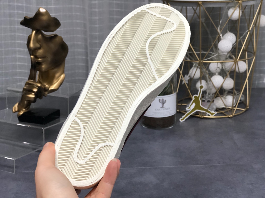 130。真标带半码Nike Killshot 2 Leather 低帮平板跑鞋36 36.5 37.5 38 38.5 39 40 40.5 41 42 42.5 43 44