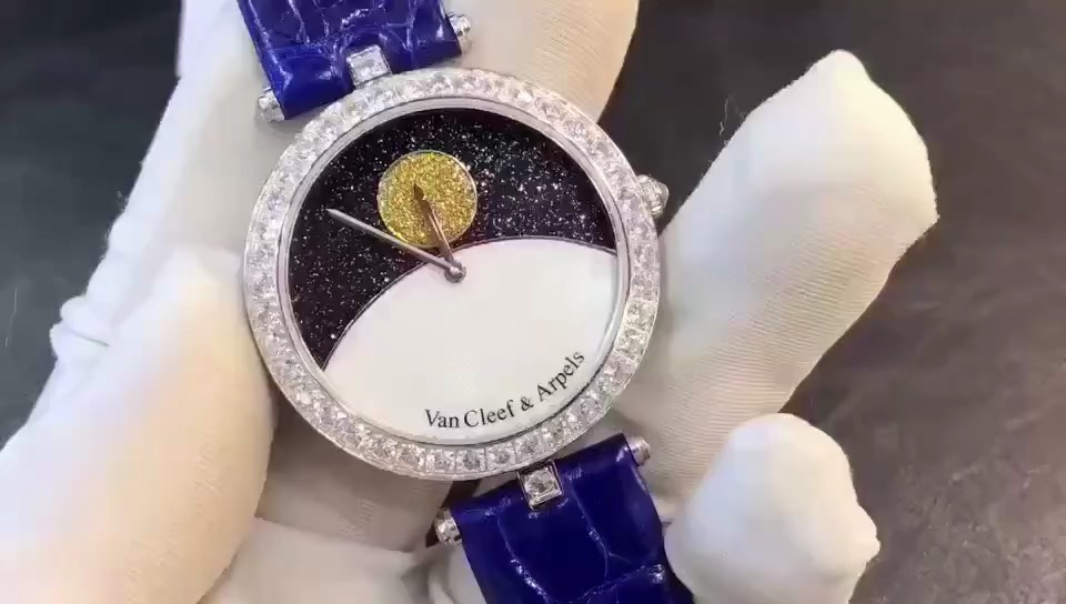 Van Cleef & Arpels 梵克雅宝日月星辰女款腕表视频欣赏