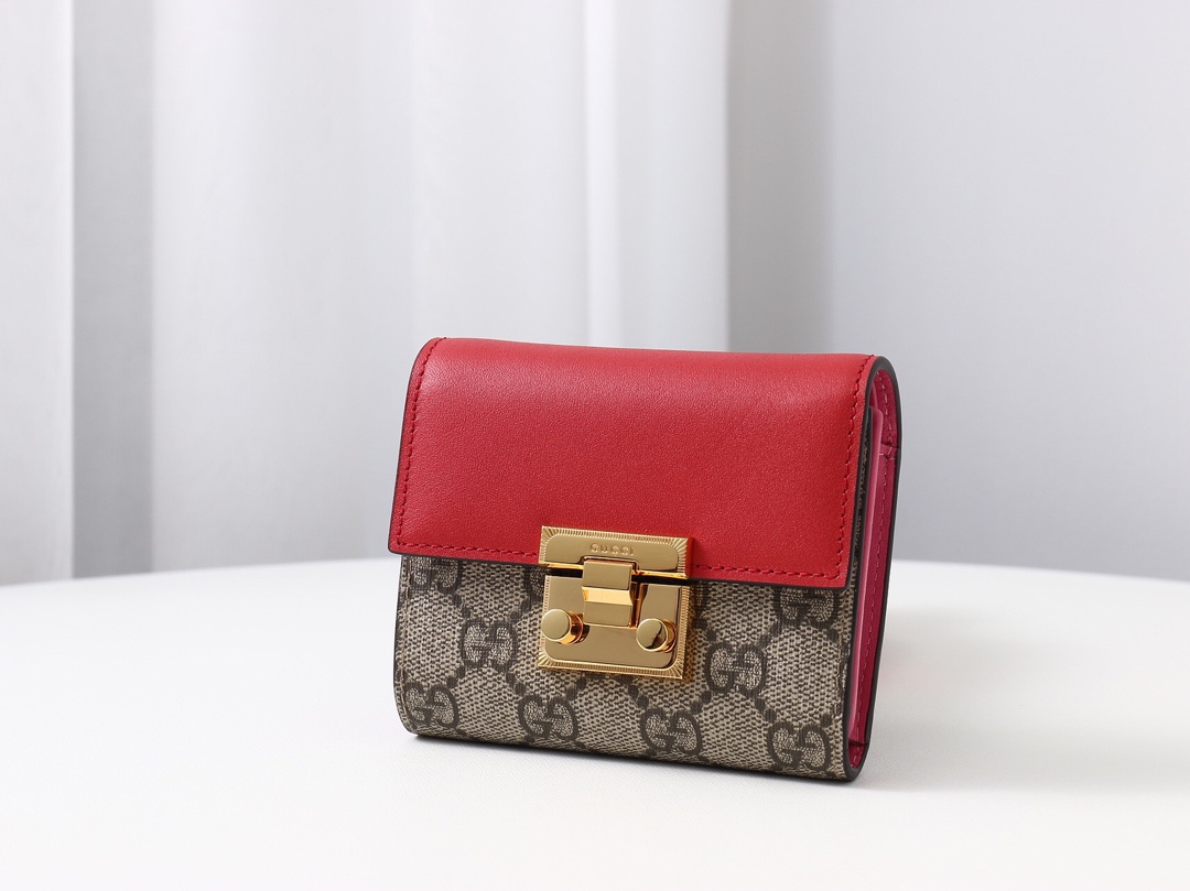 G new Padlock series short wallet restocked! Top-quality imported leather, overseas custom keychain hardware, exquisite edge finishing, gold-stamped bee logo. Model 453155. Size 11x9.5x3 cm. 32608. image 1