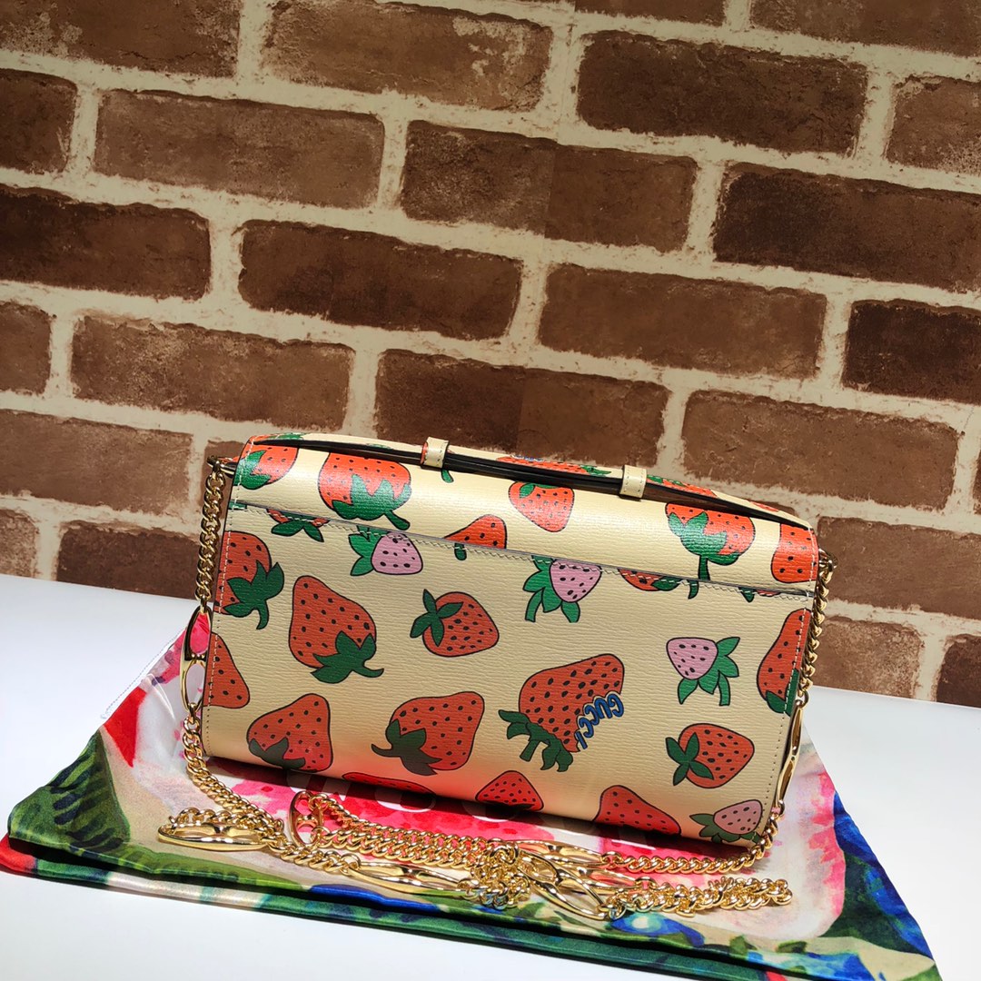 GUCCI古驰马衔扣1955系列草莓印花单肩斜挎包572375