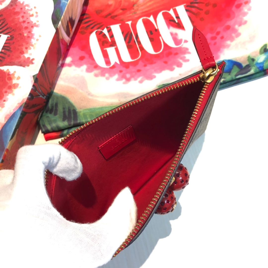 ❤️樱桃手包！精工定制樱桃五金，美妙绝伦！做工精致[玫瑰]你值得拥有😍实物拍摄，款号：.尺寸：22x15