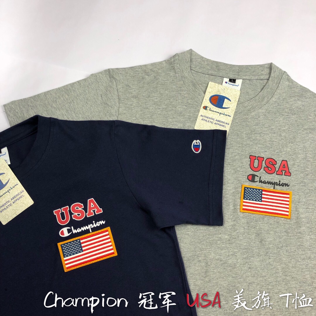 55 冠军Champion USA 美国国旗限定版T恤短袖#情侣百搭同款 全身Logo集中于左胸胸前，再加上左袖上小冠军Logo的点缀