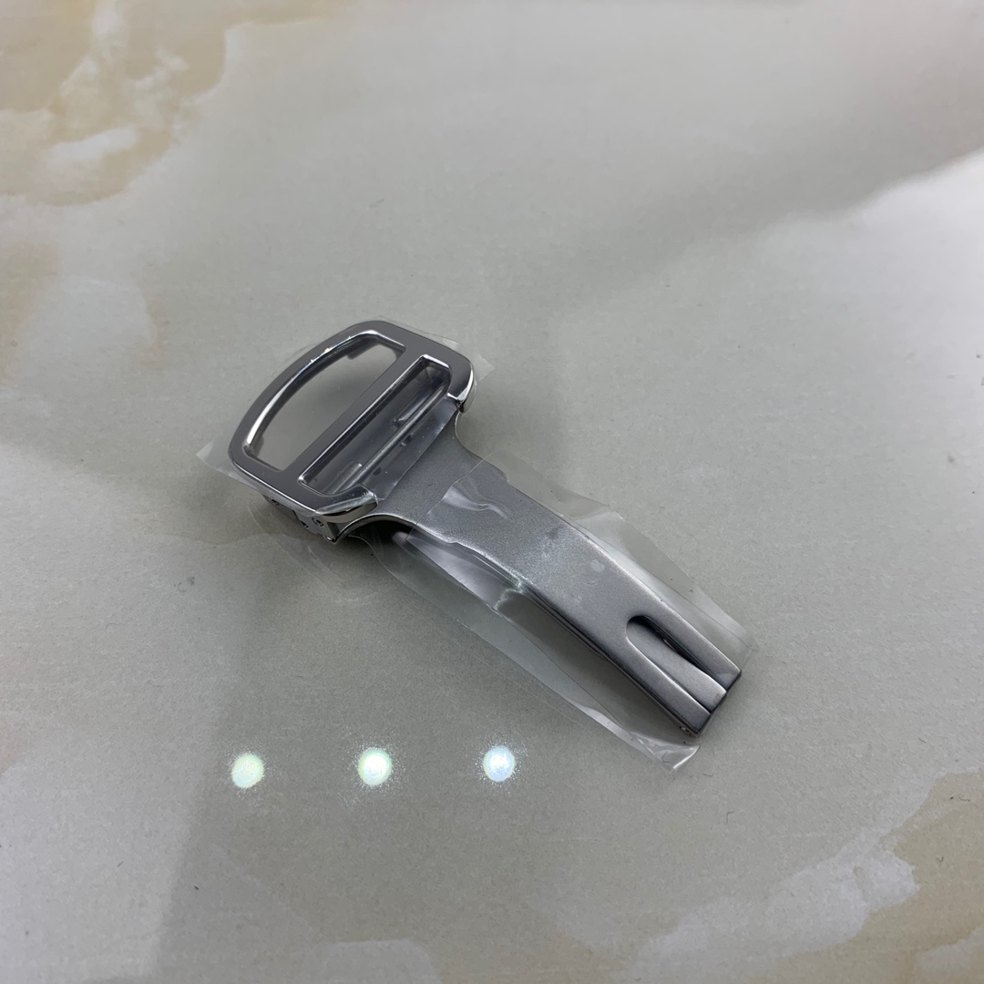 Cartier 皇家 卡地亚坦克系列女款腕表