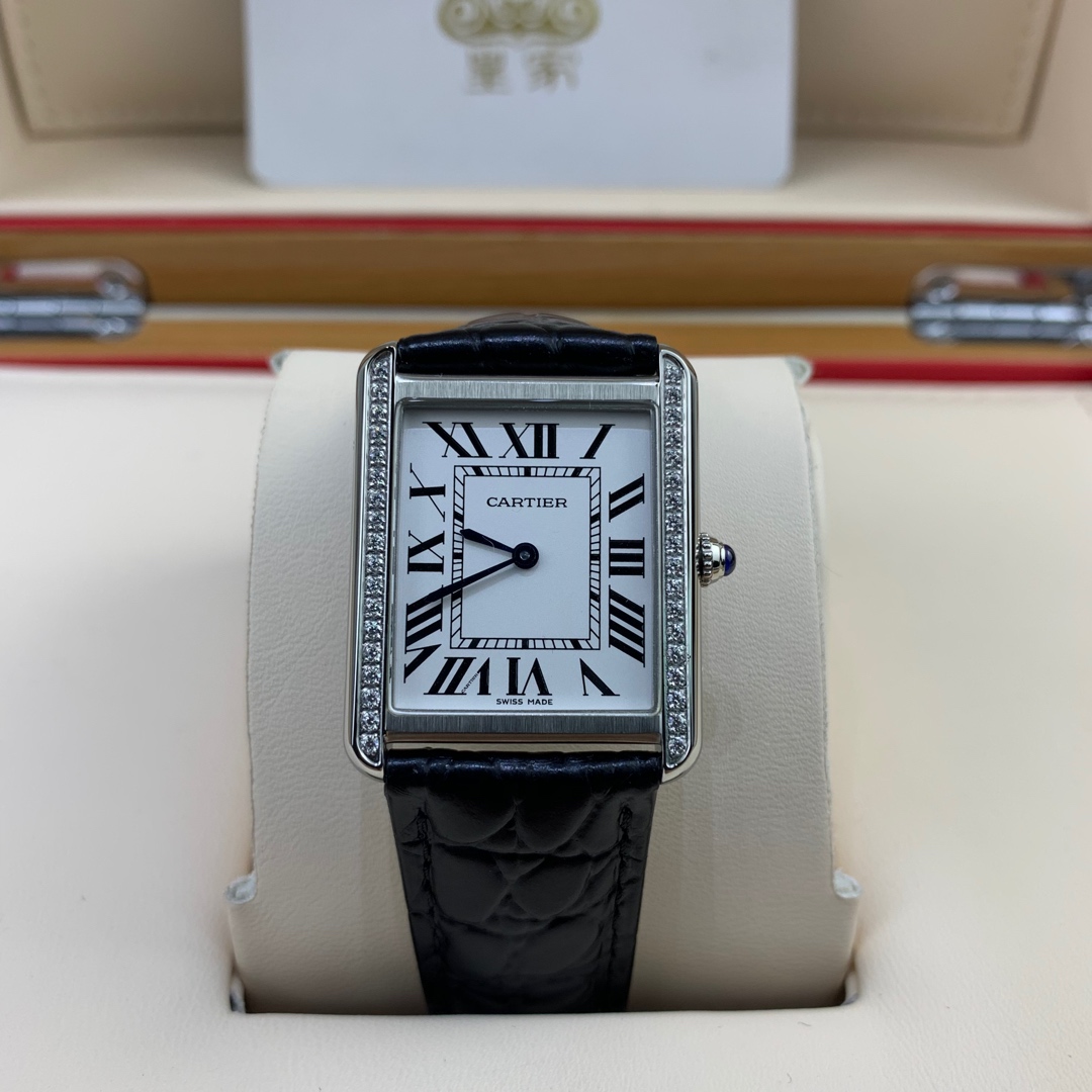 Cartier 皇家 卡地亚坦克系列女款腕表