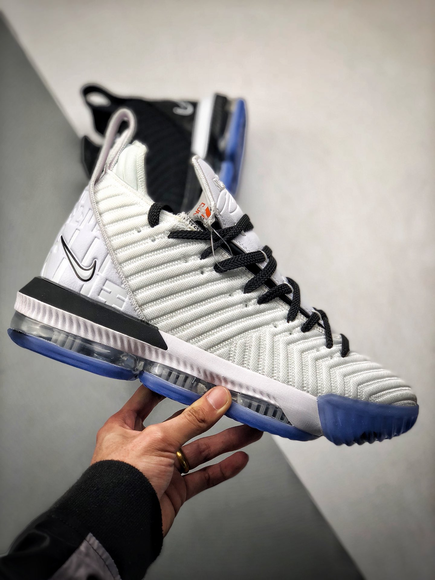 190 纯原最高工艺 新配色实战版本 Nike Lebron XVI “Equality” 勒布朗詹姆斯16代 BQ6583-100