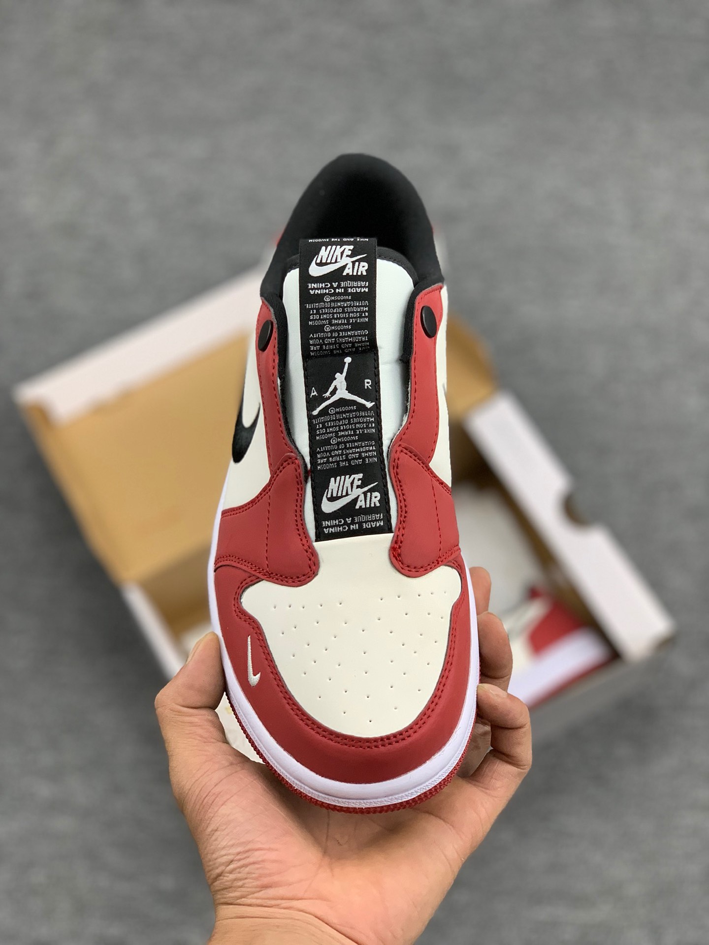 200 独家 芝加哥 AJ1 Low 竟暗藏全身 3M 反光  Air Jordan 1 Low Slip WMNS NRG 低帮球鞋
