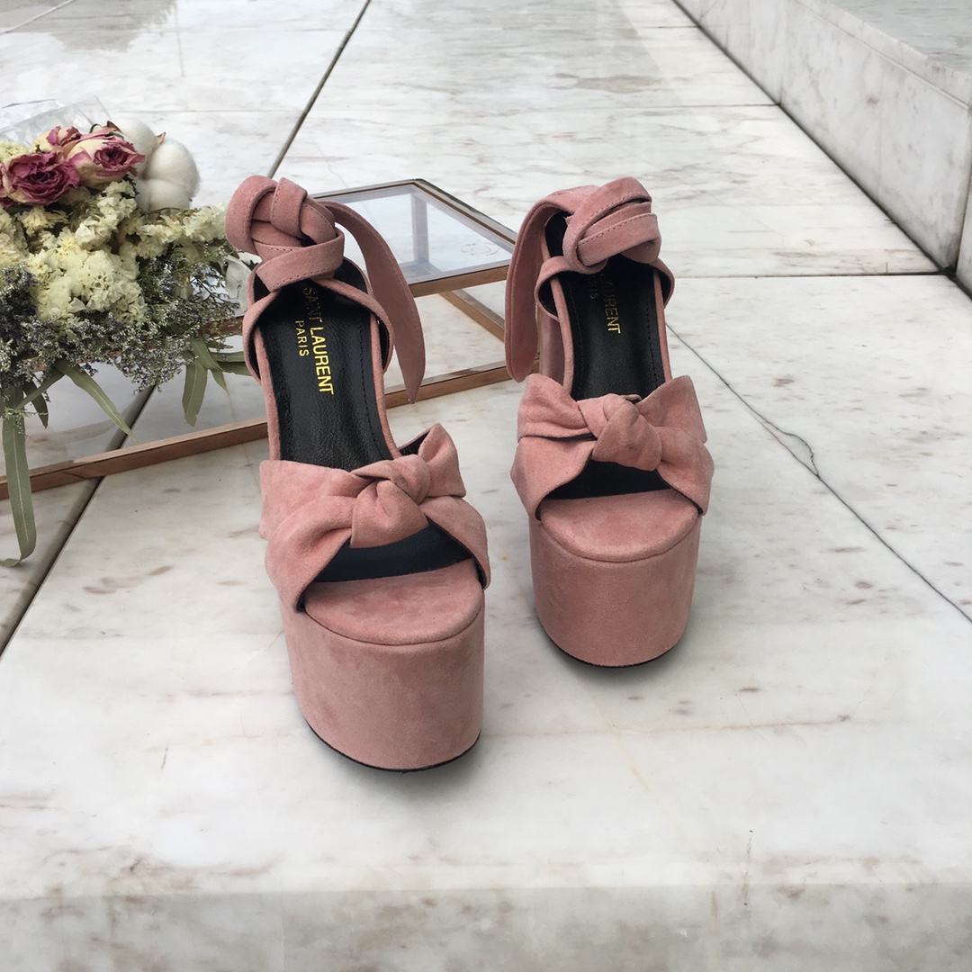 Yves Saint Laurent Chaussures Escarpins À Talons Hauts Sandales Cuir de vache Genuine Leather Peau mouton Fashion