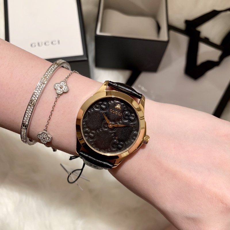 Gucci 古驰-Gucci 女士腕表 原装进口石英机芯 316L精钢表壳 真牛皮表带 直径38mm 该款腕表备受女性喜爱