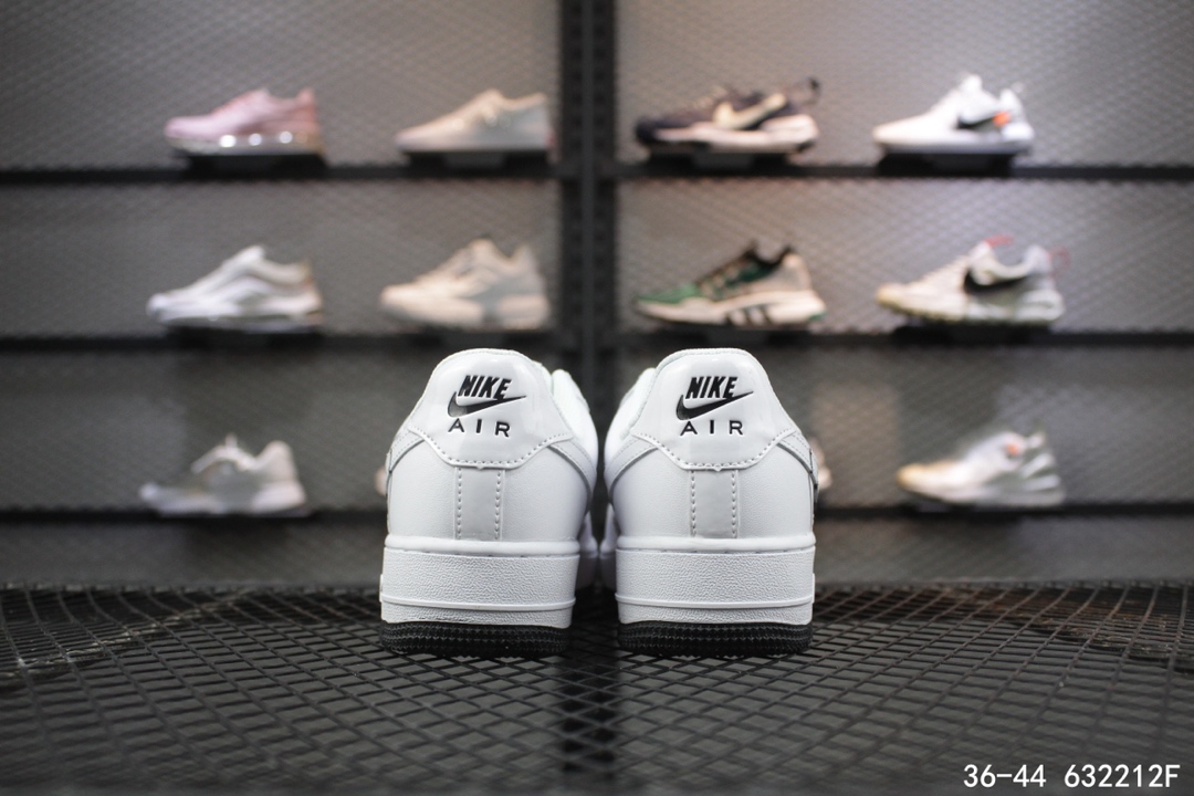 120<br />NIKE女AIRAF1耐克空军一号樱花粉笑脸低帮运动休闲板鞋 size：如图<br />编码：632212F