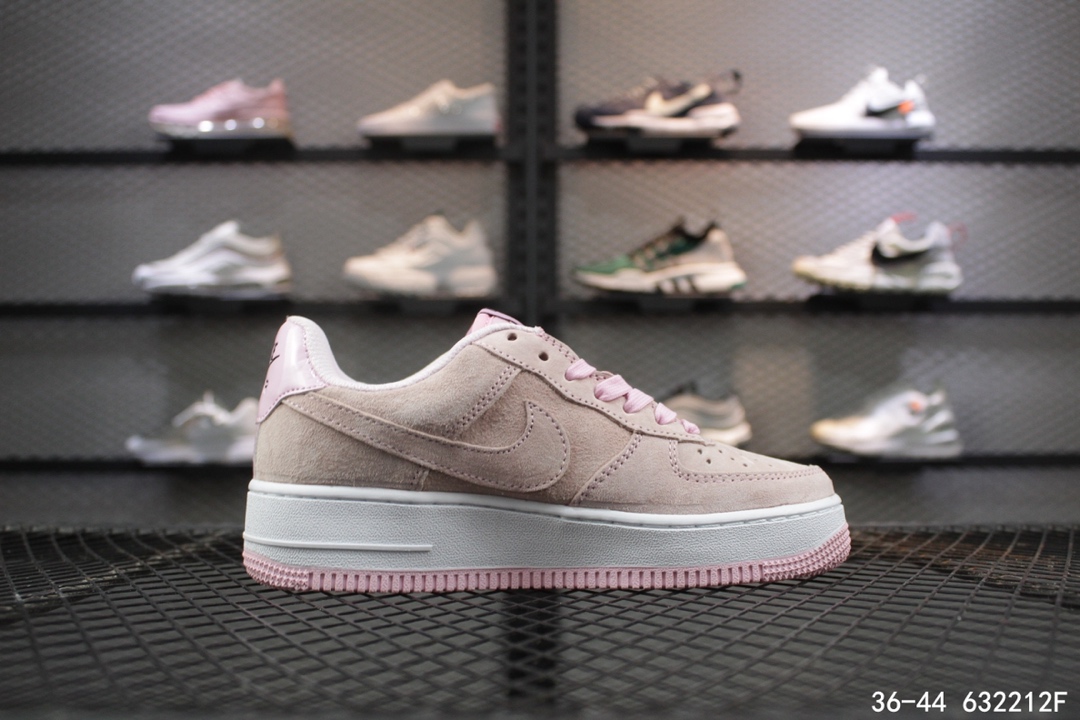120<br />NIKE女AIRAF1耐克空军一号樱花粉笑脸低帮运动休闲板鞋 size：如图<br />编码：632212F