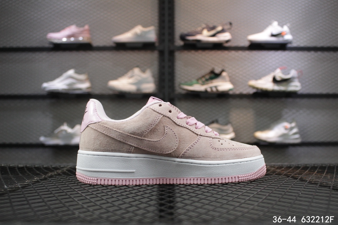 120<br />NIKE女AIRAF1耐克空军一号樱花粉笑脸低帮运动休闲板鞋 size：如图<br />编码：632212F
