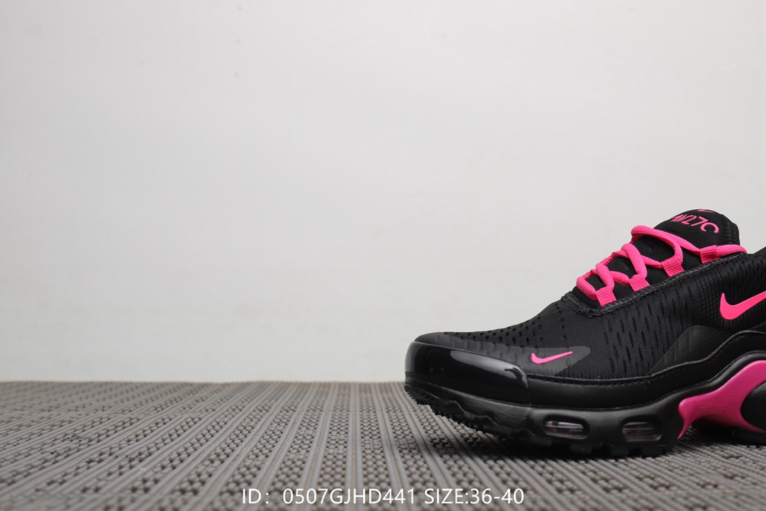 130  耐克Nike Wmns Nike Air 270 杂交联名款 全掌小气垫减震运动休闲鞋！