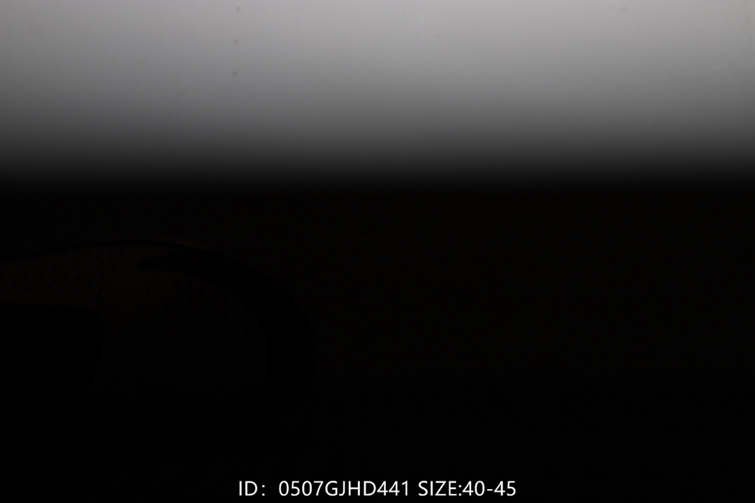 130  耐克Nike Wmns Nike Air 270 杂交联名款 全掌小气垫减震运动休闲鞋！