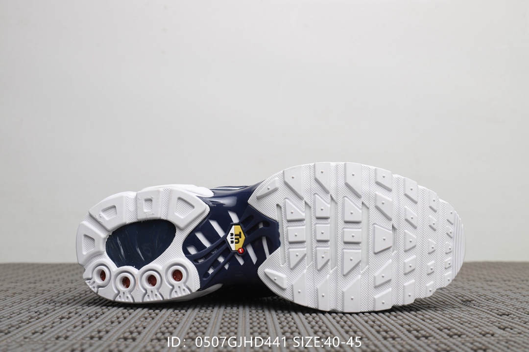 130  耐克Nike Wmns Nike Air 270 杂交联名款 全掌小气垫减震运动休闲鞋！