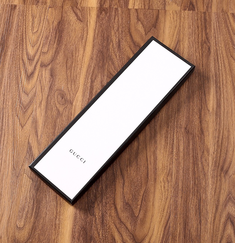 Gucci Bee Embroidered Silk Tie – Italian Luxury, Elegant & Sophisticated