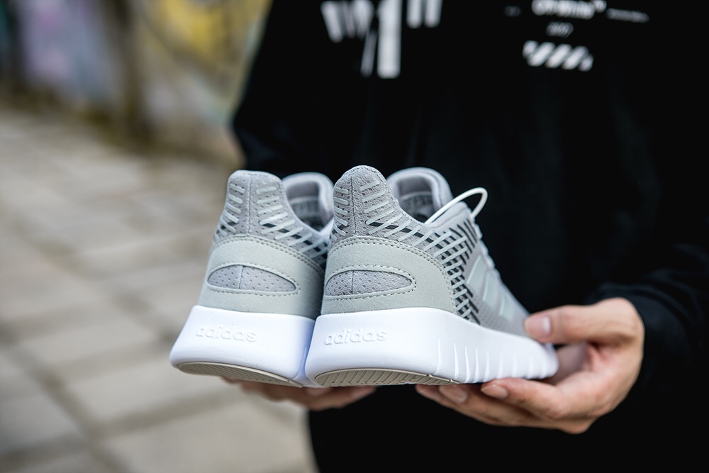 85阿迪达斯男女鞋2019春季新款运动鞋网面透气轻便休闲跑步鞋