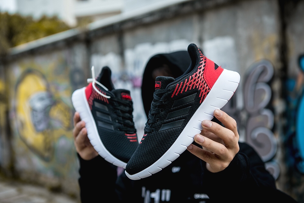 85阿迪达斯男女鞋2019春季新款运动鞋网面透气轻便休闲跑步鞋