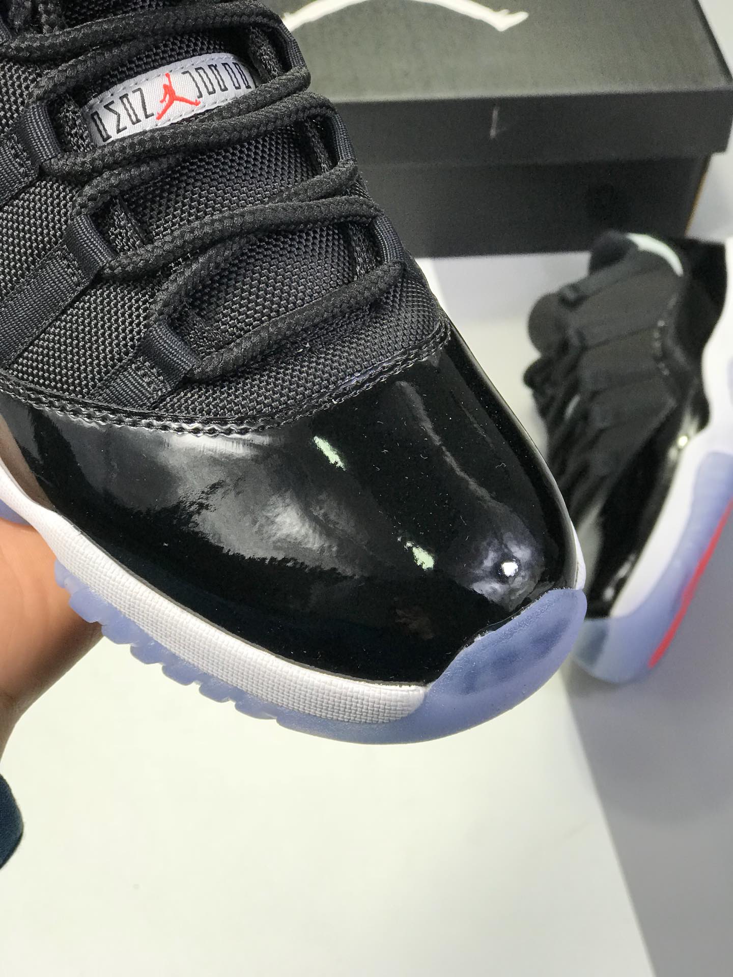 Air Jordan 11 Low Bred AJ11 黑红外线 原厂标 正品真碳纤 篮球鞋 528895-023 XLR