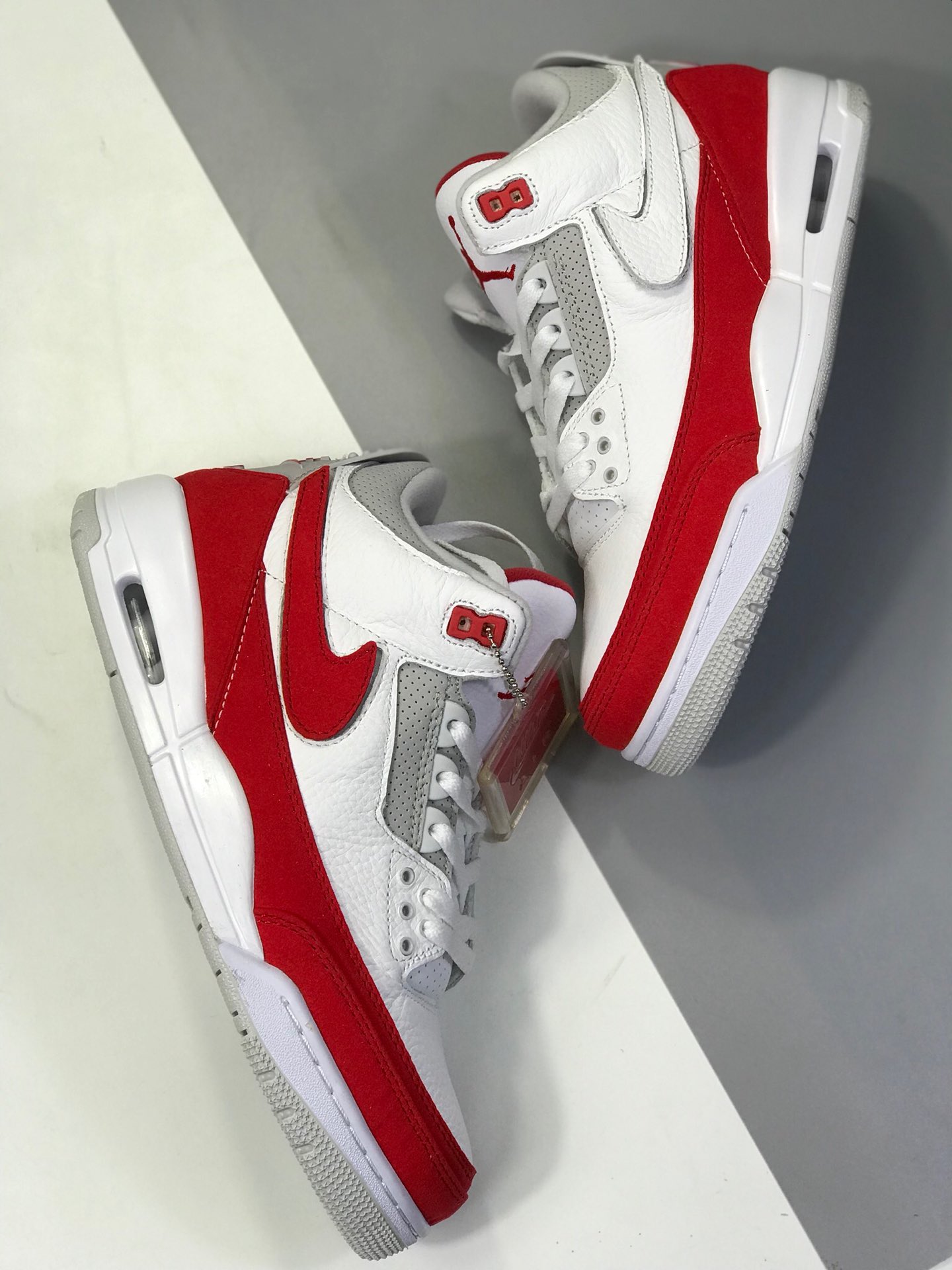 310 原价：370公司级 全头层 Air jordan 3 Tanker 白红 首次使用经典传神Jump man Logo