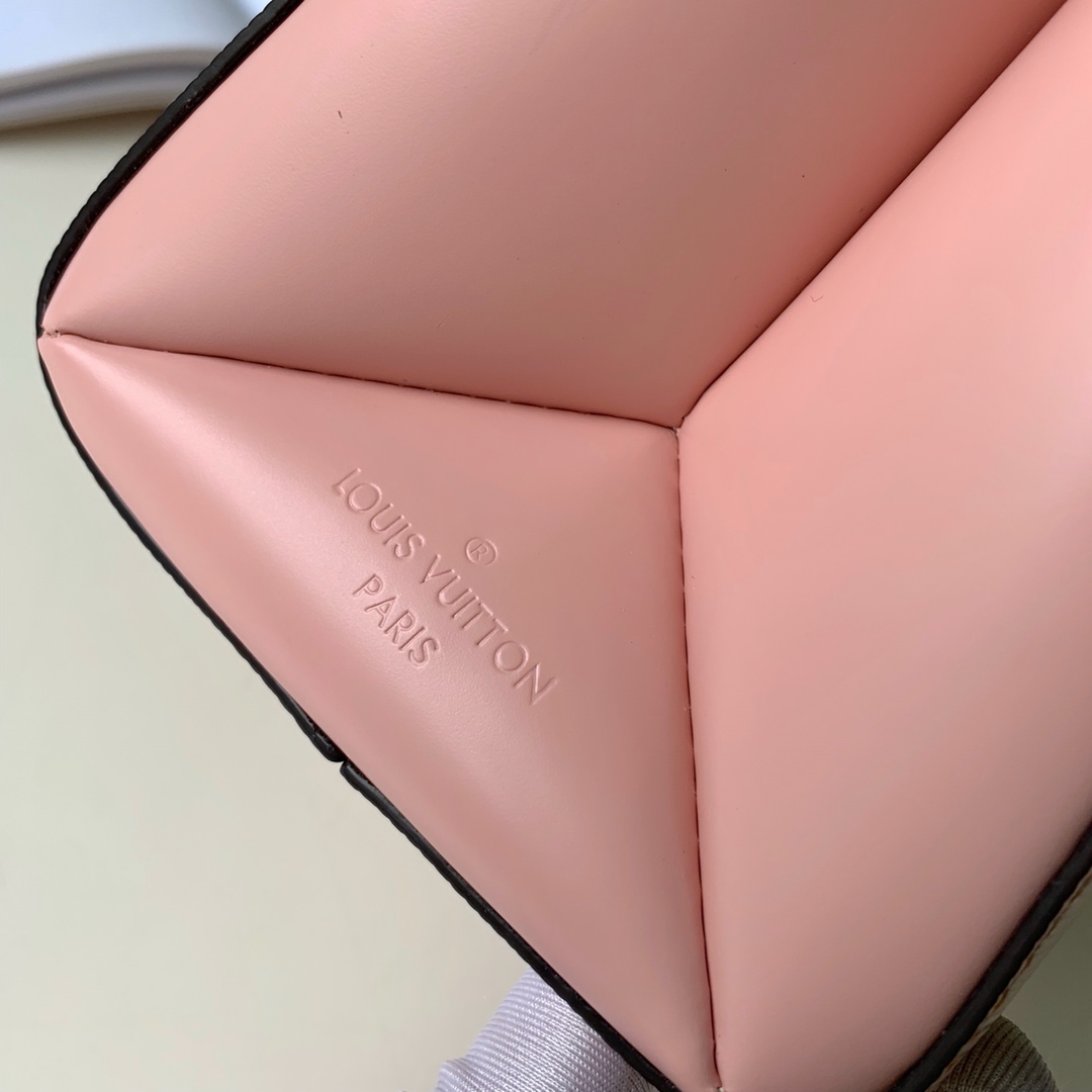 Louis Vuitton LV Grenelle 小号手提包 M53694芭蕾粉