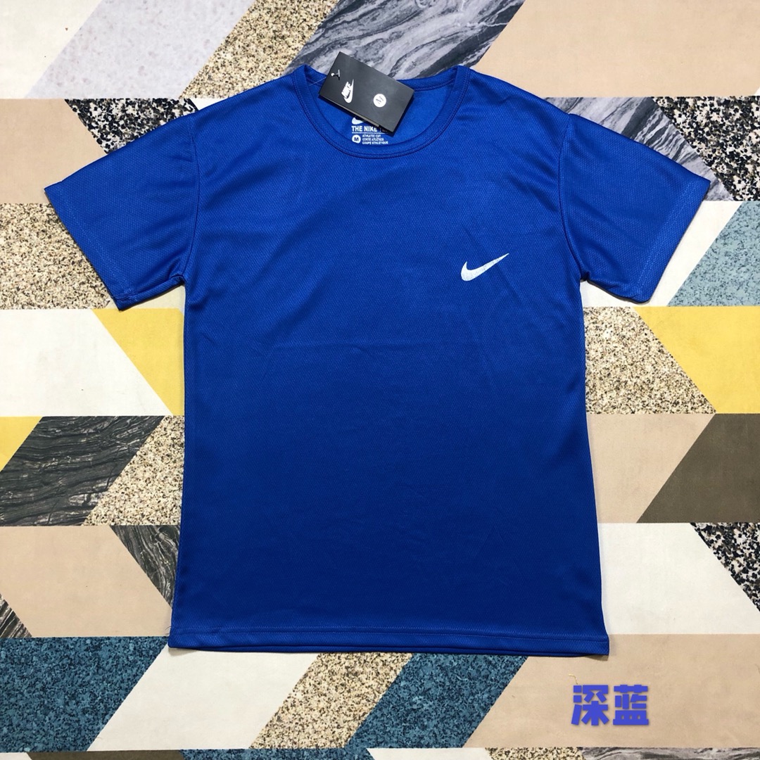 40 性价比之王！#耐克Nike#百搭款，十色可选，基础速干圆领短袖，情侣必备款！