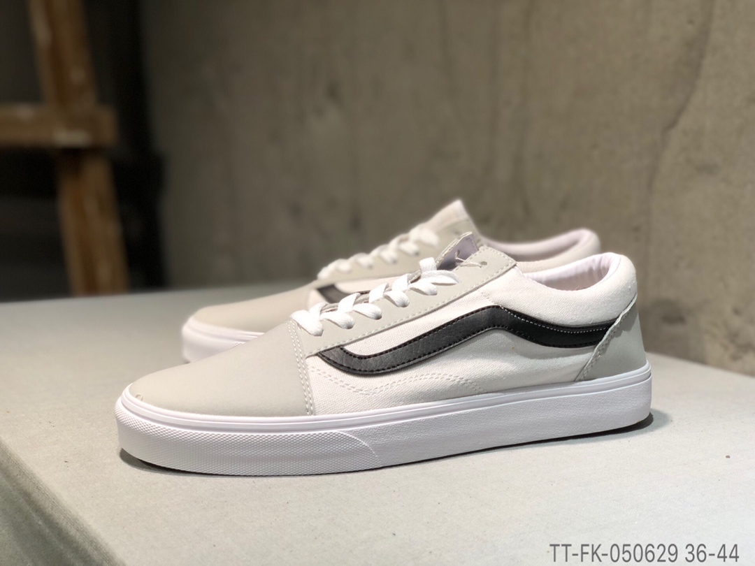 65 Vans Old Skool 万斯经典款帆布鞋