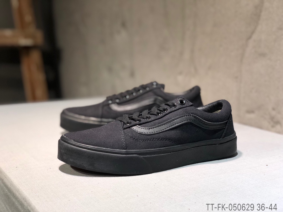 65 Vans Old Skool 万斯经典款帆布鞋