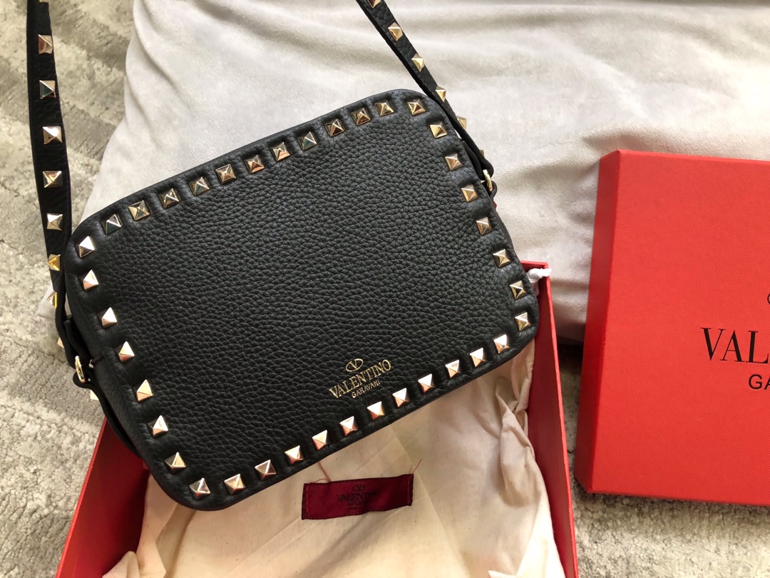 Valentino华伦天奴原版进口摔纹牛皮新款相机包00890