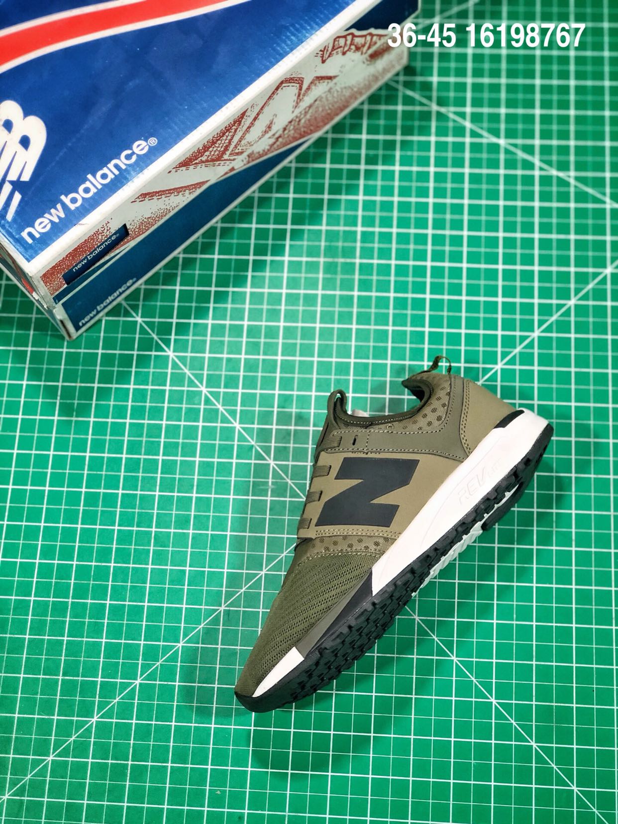 85全新非库存套现 实体 微商福利 New Balance 247 新百伦复古避震百搭慢跑鞋 尺码:如图