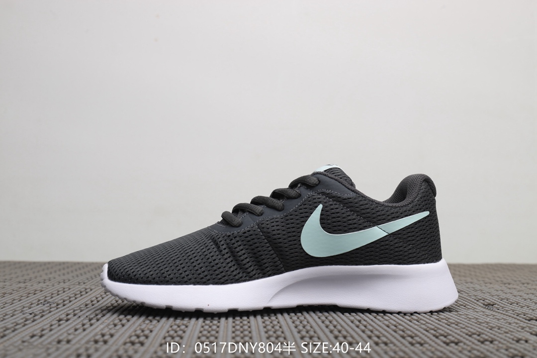 95  耐克Nike Tanjum 伦敦3代 带半码 男女款超轻透气休闲跑鞋！号码：40-45