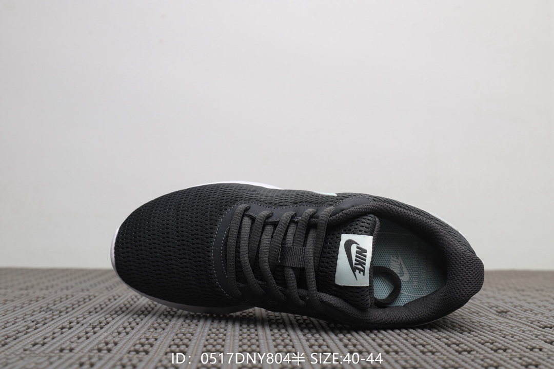 95  耐克Nike Tanjum 伦敦3代 带半码 男女款超轻透气休闲跑鞋！号码：40-45