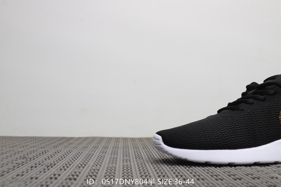 95  耐克Nike Tanjum 伦敦3代 带半码 男女款 超轻透气休闲跑鞋！号码：39-44