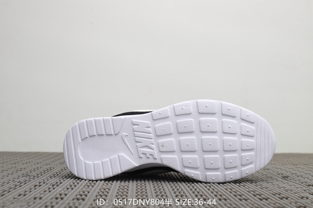 95  耐克Nike Tanjum 伦敦3代 带半码 男女款 超轻透气休闲跑鞋！号码：36-44
