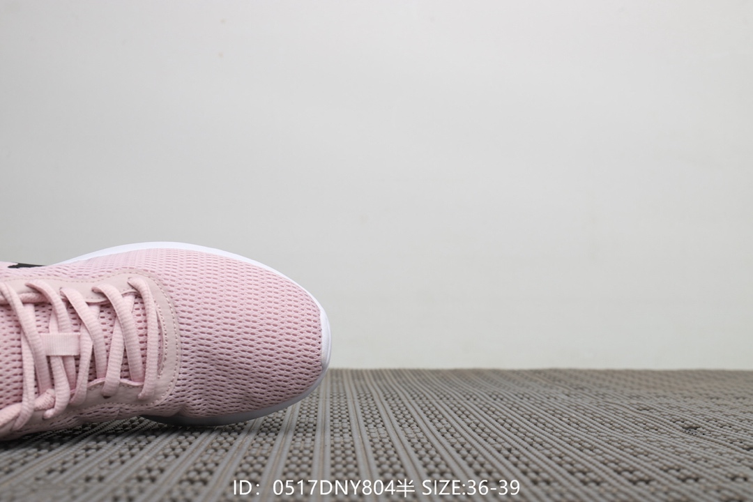 95  耐克Nike Tanjum 伦敦3代 带半码 男女款 超轻透气休闲跑鞋！号码：36-39