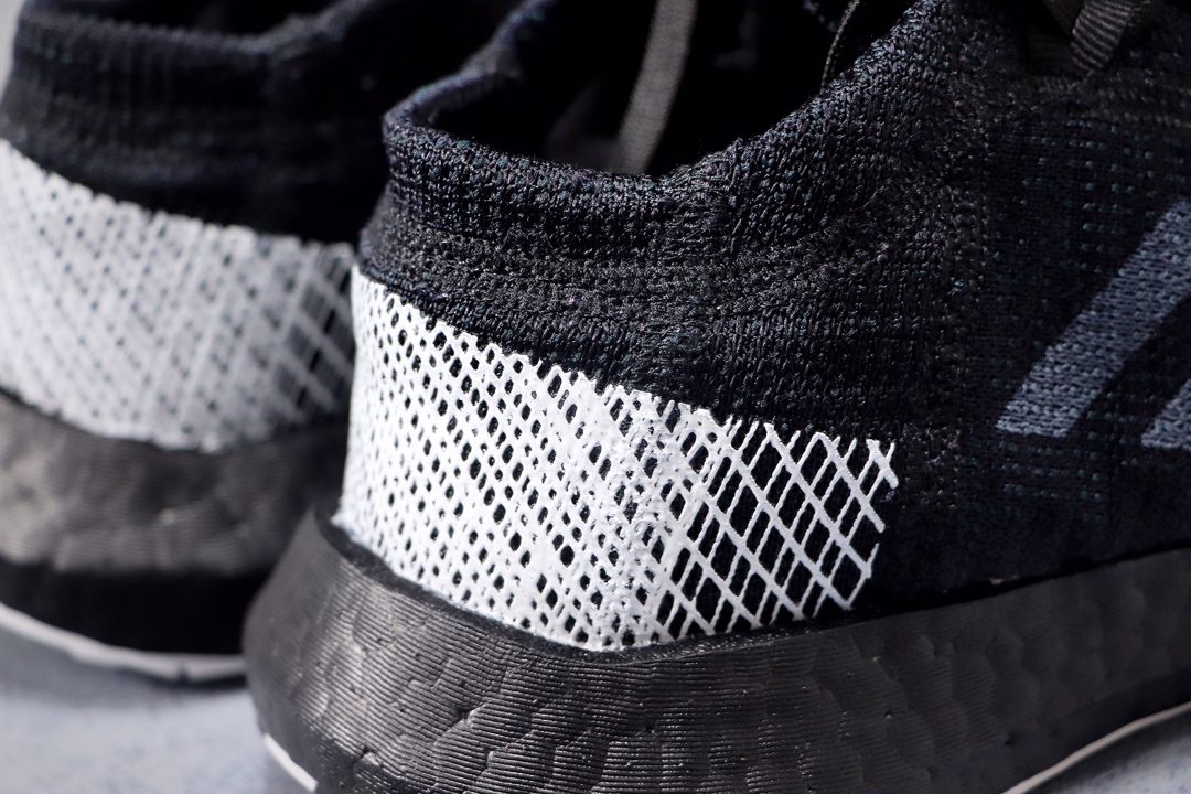 220公司级 阿迪达斯 PureBoost 针织爆米花跑步鞋 AH2328
